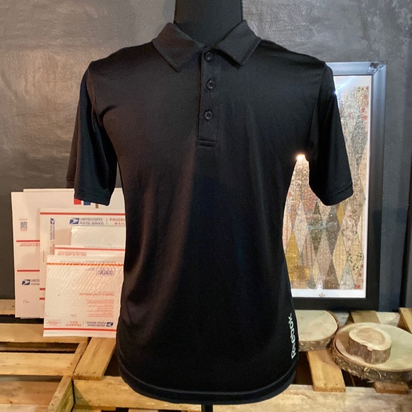 Reebok Other - Boys youth 
Reebok golf shirt. Polo. 
Size medium 
10–12
Color- Black